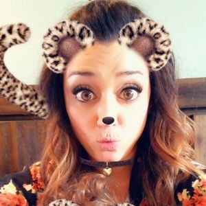 Meet your Posher, Brenna